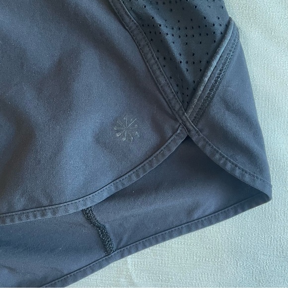 Athleta Women's Black Athletic Shorts - Picture 5 of 5